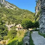 Il Noce Canzo