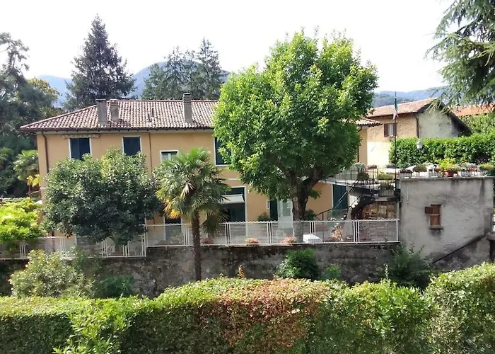 Апартаменты Il Noce Canzo